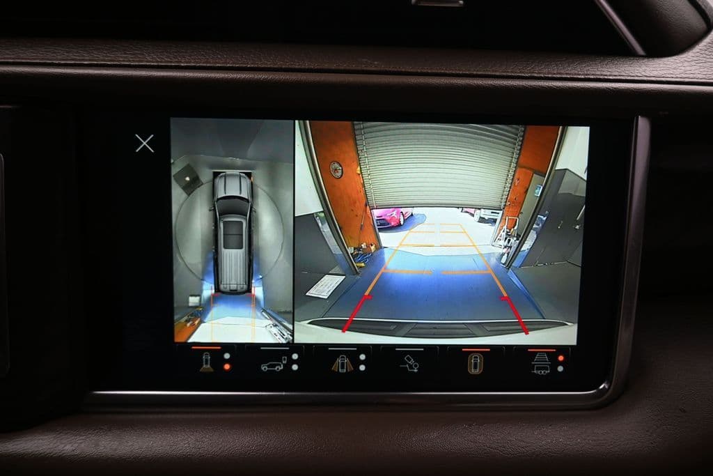 2023 GMC Yukon XL Denali, photo 21 of 83