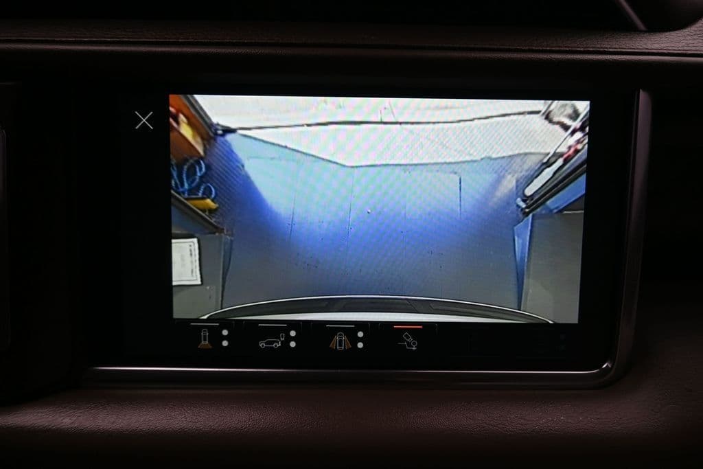 2023 GMC Yukon XL Denali, photo 26 of 83