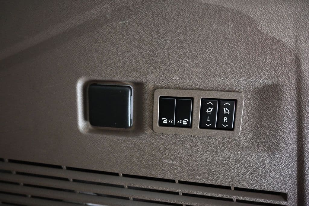 2023 GMC Yukon XL Denali, photo 69 of 83