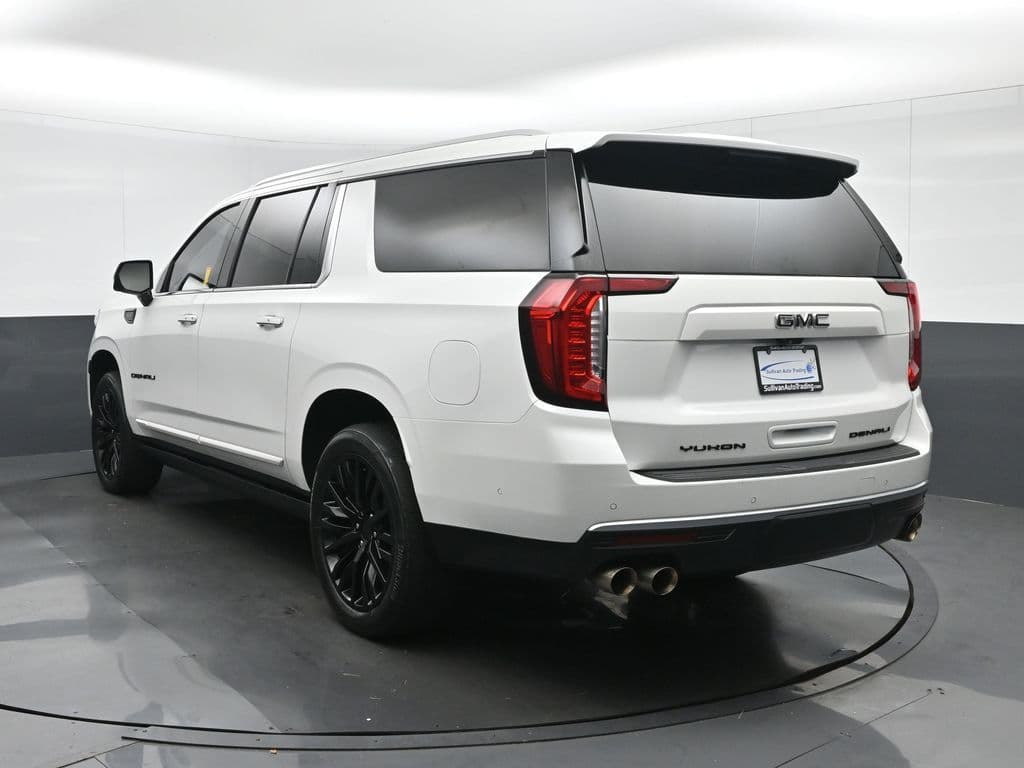 2023 GMC Yukon XL Denali, photo 5 of 83