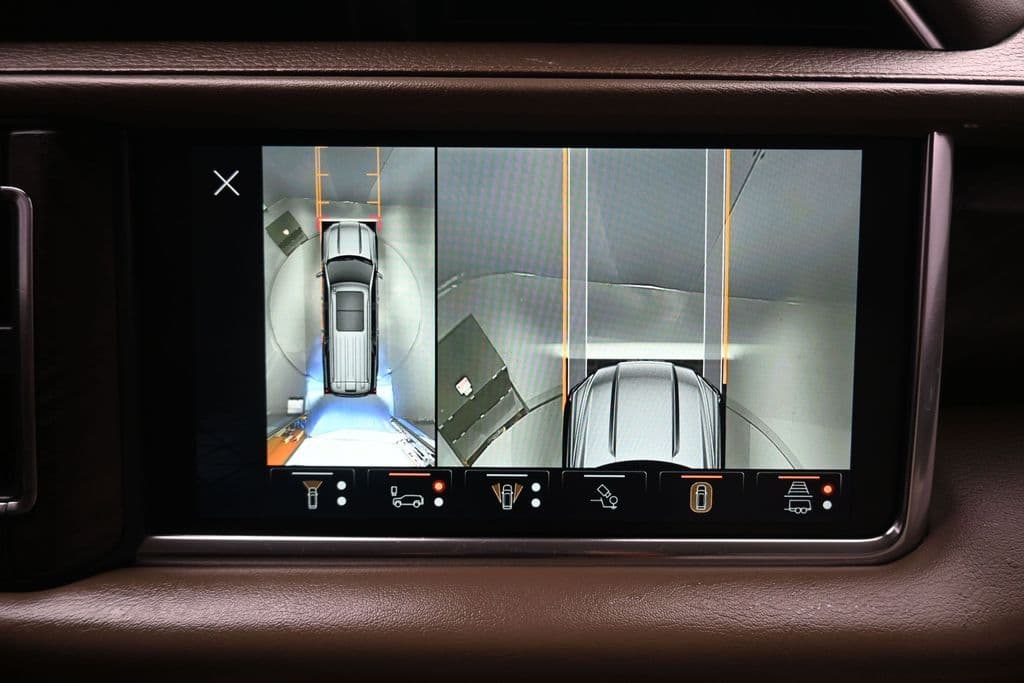 2023 GMC Yukon XL Denali, photo 23 of 83