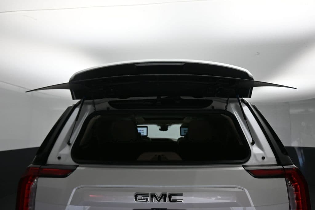 2023 GMC Yukon XL Denali, photo 66 of 83
