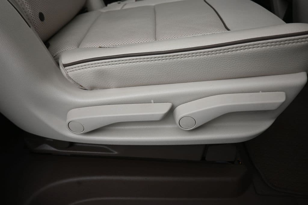 2023 GMC Yukon XL Denali, photo 53 of 83