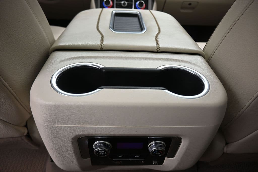 2023 GMC Yukon XL Denali, photo 41 of 83