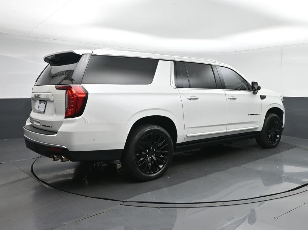2023 GMC Yukon XL Denali, photo 7 of 83