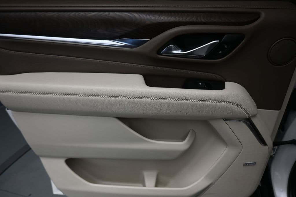 2023 GMC Yukon XL Denali, photo 36 of 83