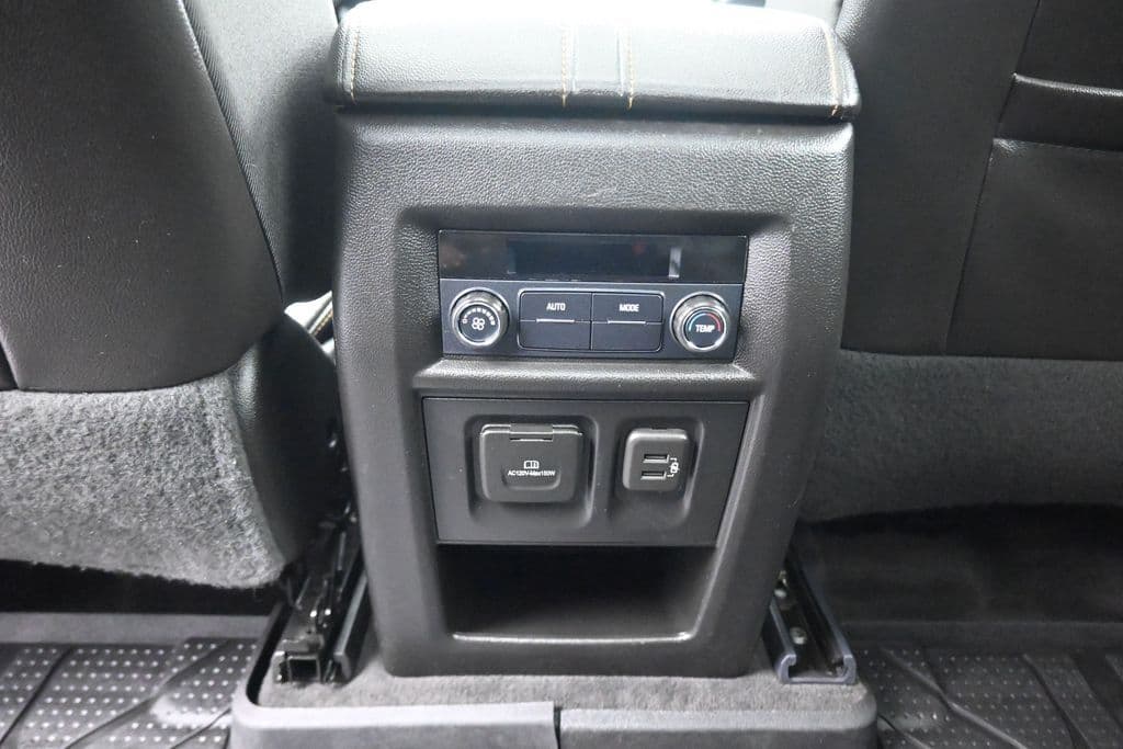 2020 Chevrolet Traverse 3LT, photo 38 of 75