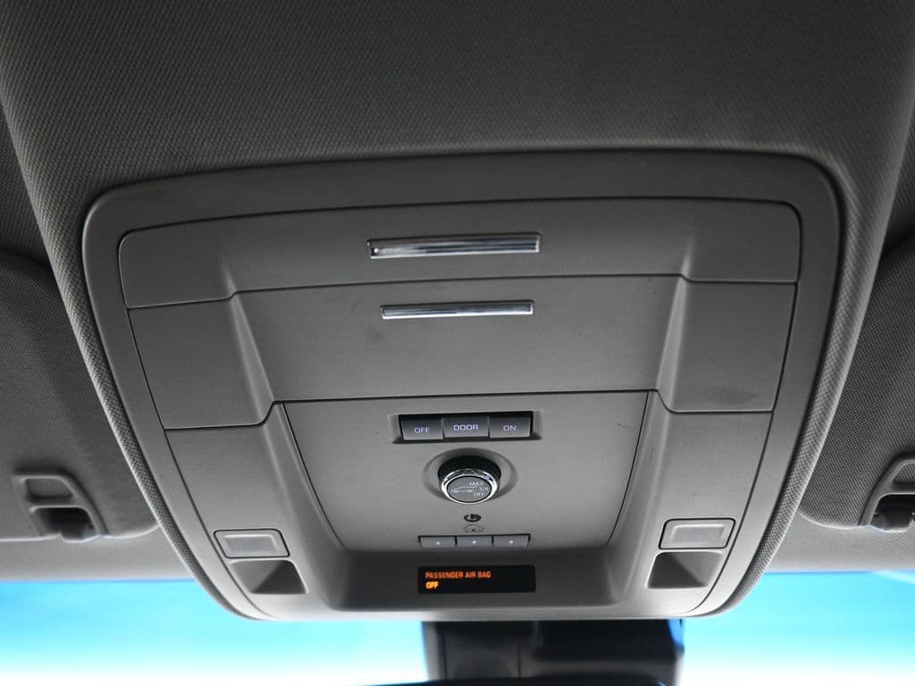 2019 Chevrolet Tahoe LT, photo 24 of 69