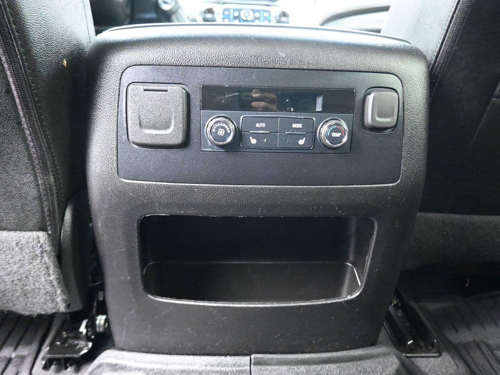 2019 Chevrolet Tahoe LT, photo 32 of 69