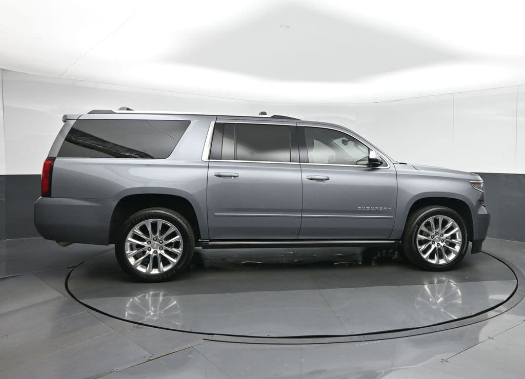 2019 Chevrolet Suburban Premier, photo 8 of 72