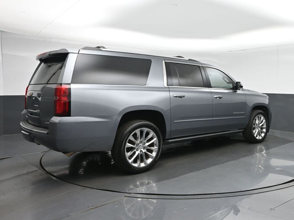 2019 Chevrolet Suburban Premier, photo 7 of 72