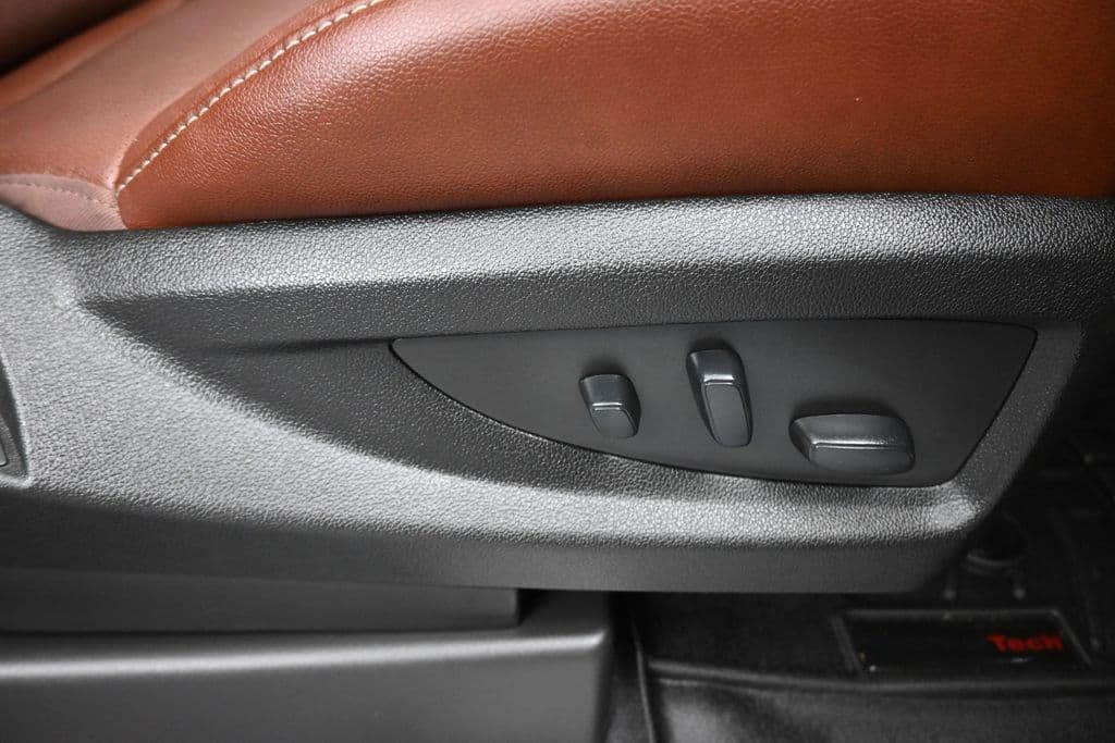 2019 Chevrolet Suburban Premier, photo 53 of 72