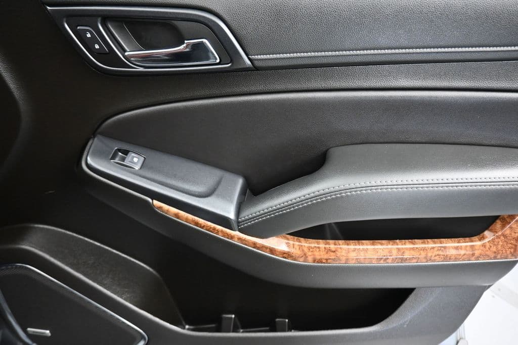2019 Chevrolet Suburban Premier, photo 51 of 72