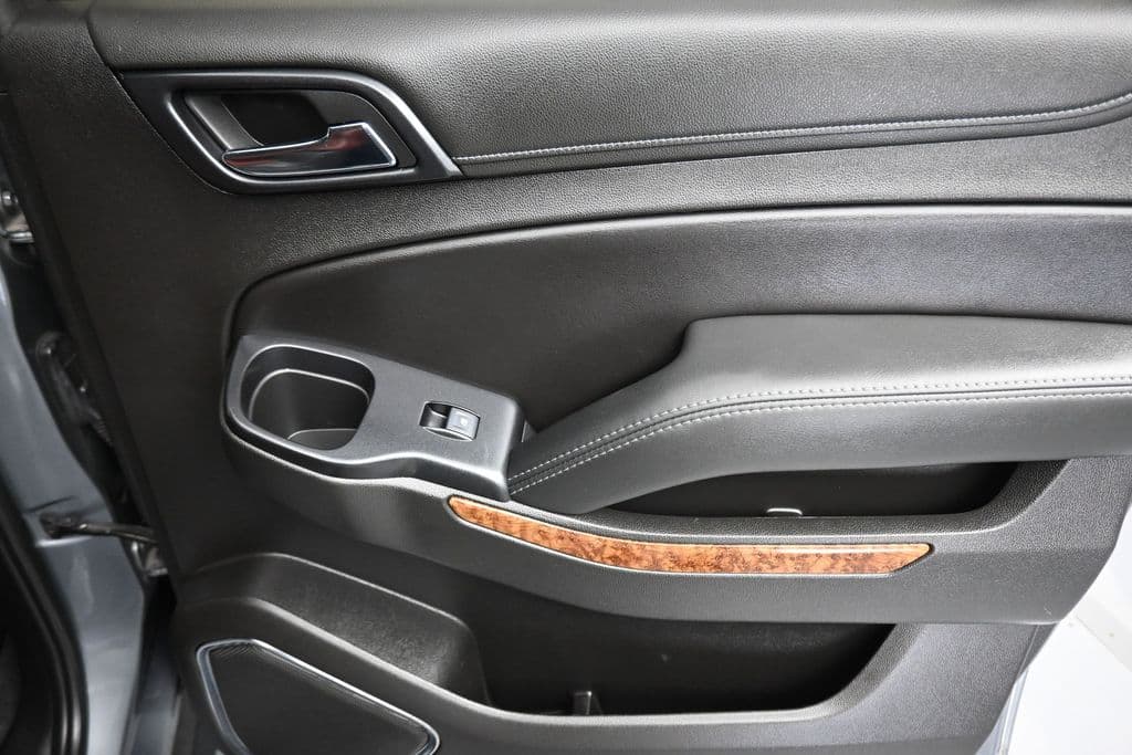 2019 Chevrolet Suburban Premier, photo 43 of 72