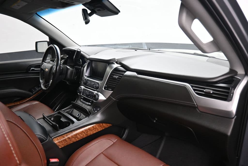 2019 Chevrolet Suburban Premier, photo 54 of 72
