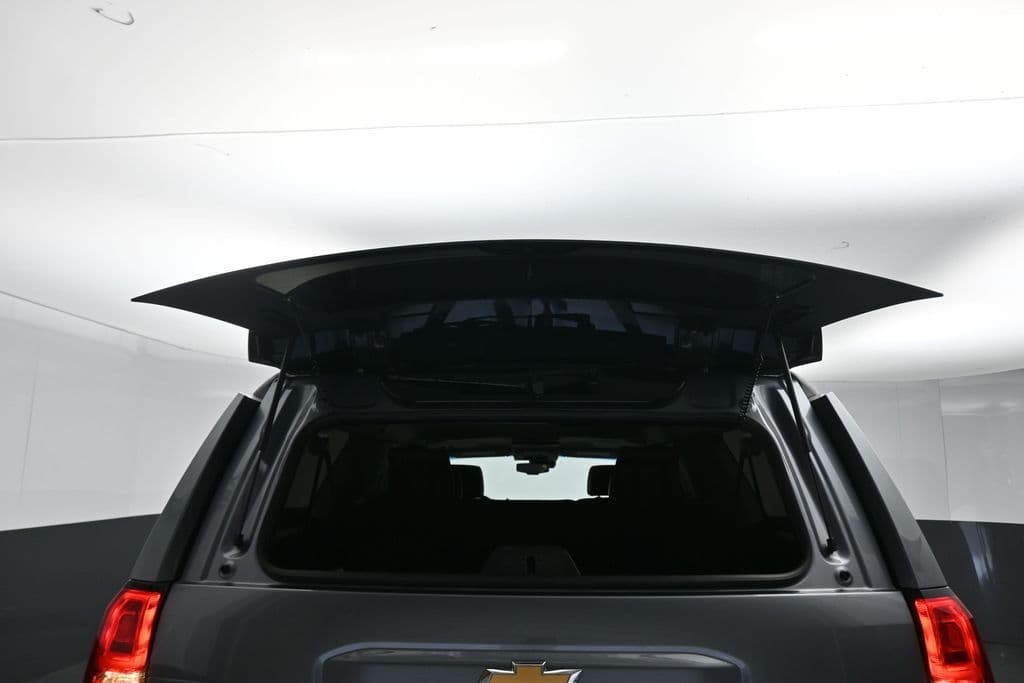 2019 Chevrolet Suburban Premier, photo 55 of 72