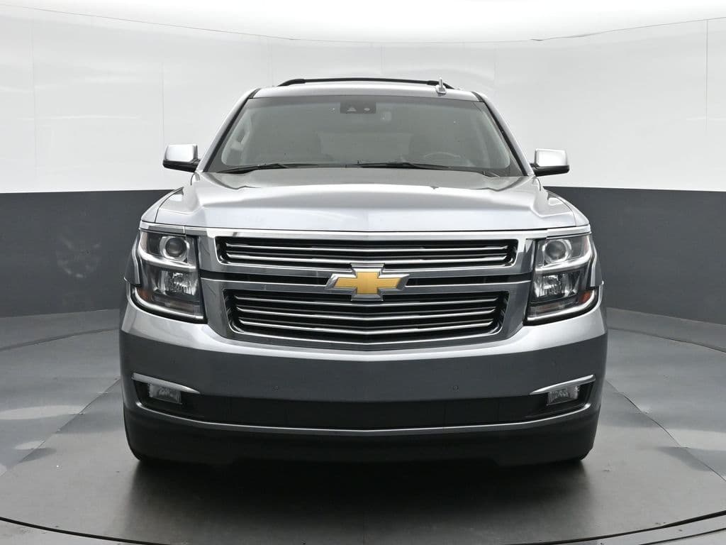 2019 Chevrolet Suburban Premier, photo 2 of 72