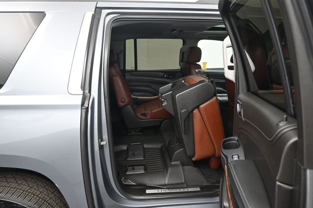 2019 Chevrolet Suburban Premier, photo 46 of 72