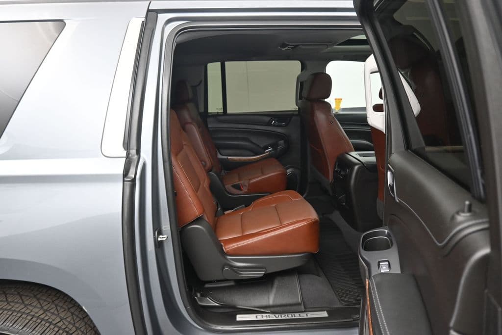 2019 Chevrolet Suburban Premier, photo 44 of 72
