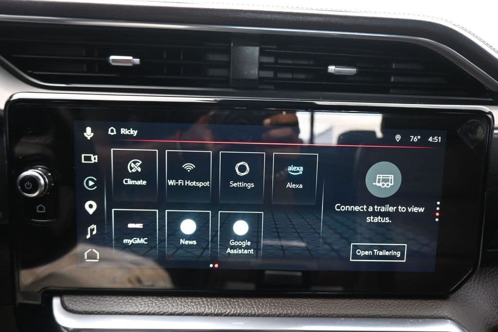 2024 GMC Sierra 2500HD Denali, photo 18 of 79