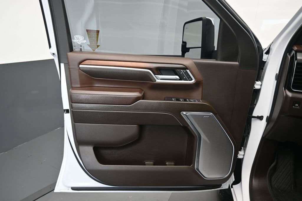 2024 GMC Sierra 2500HD Denali, photo 9 of 79