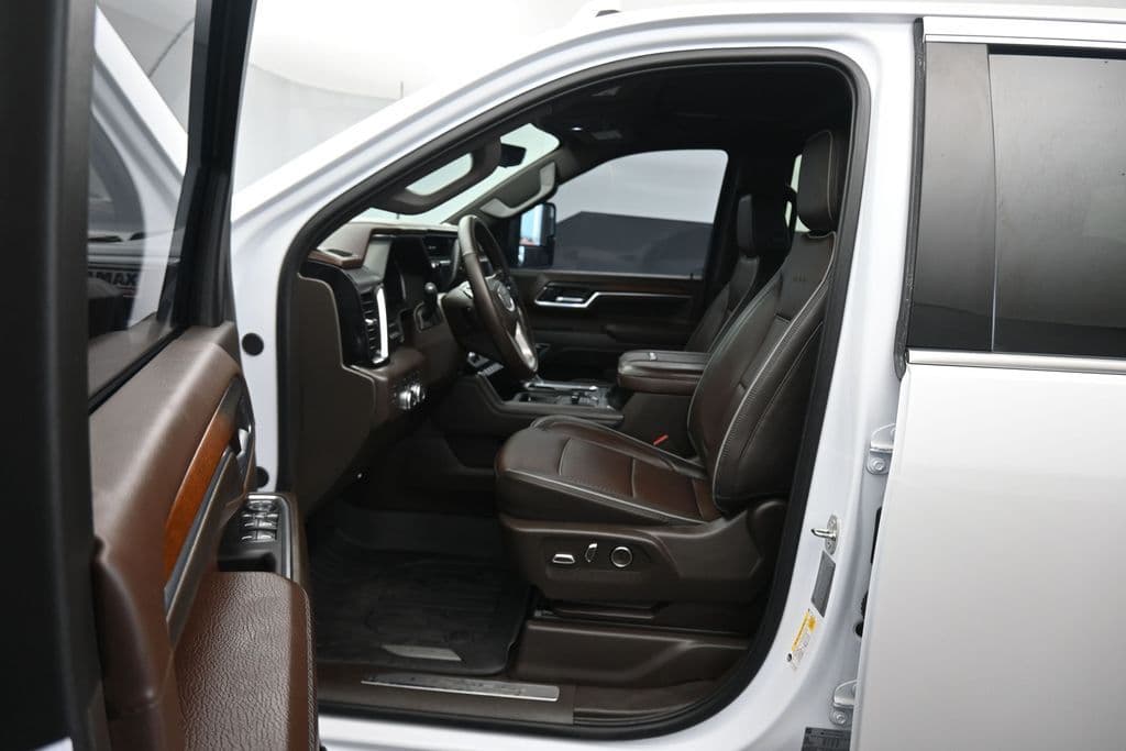 2024 GMC Sierra 2500HD Denali, photo 12 of 79
