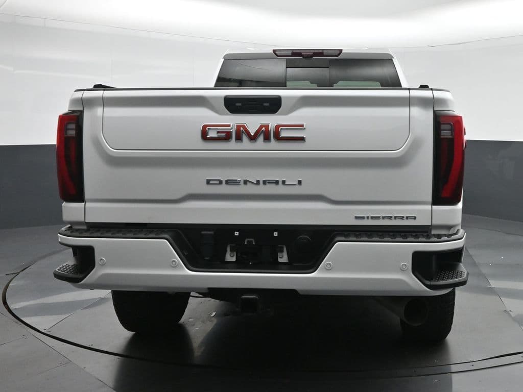 2024 GMC Sierra 2500HD Denali, photo 6 of 79