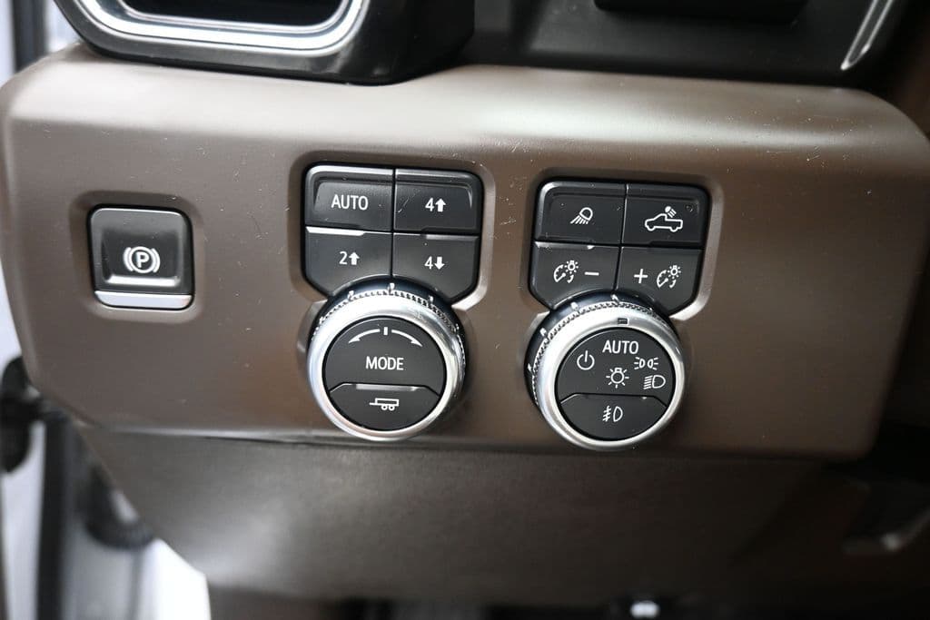 2024 GMC Sierra 2500HD Denali, photo 34 of 79