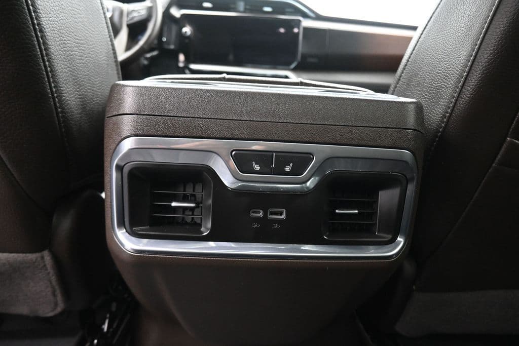 2024 GMC Sierra 2500HD Denali, photo 43 of 79