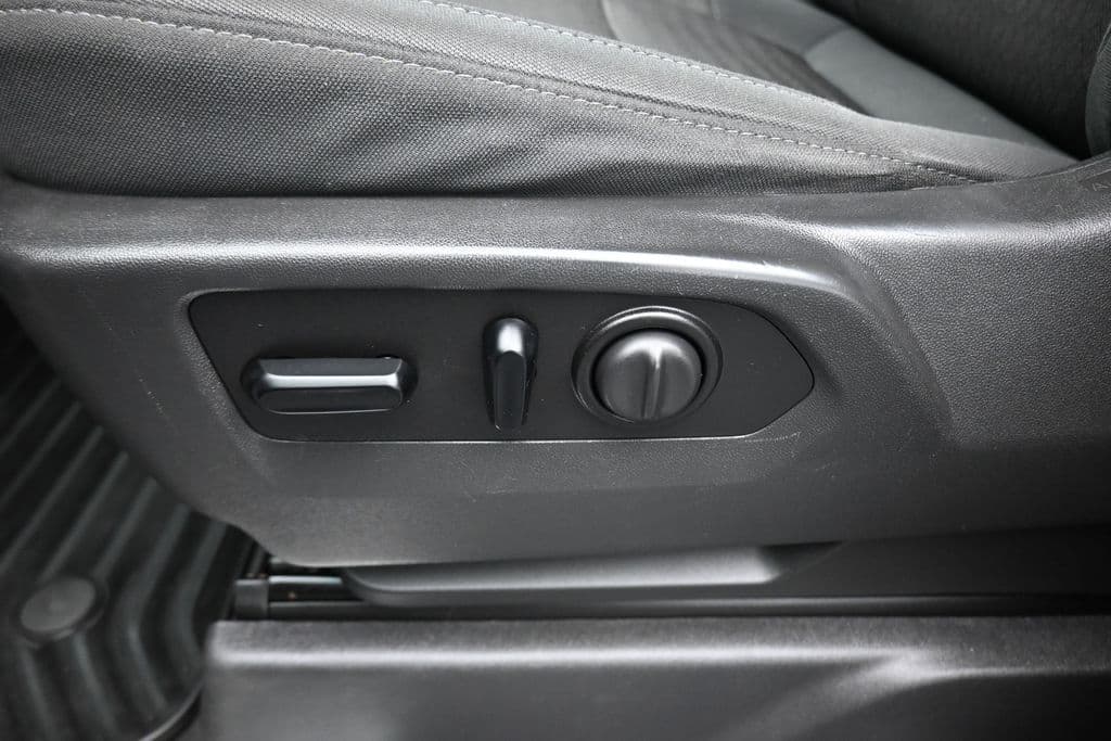 2021 GMC Sierra 1500 Elevation, photo 13 of 60