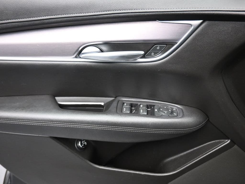 2020 Cadillac XT5 Luxury, photo 10 of 58