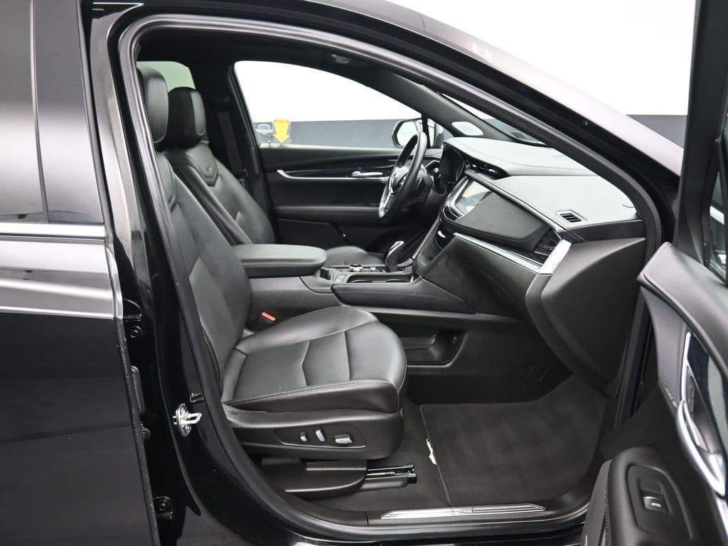 2025 Cadillac XT5 Premium Luxury, photo 43 of 68