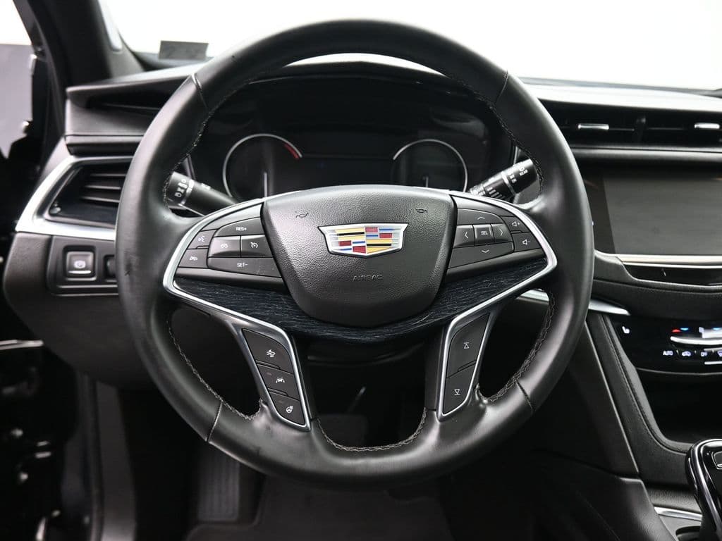 2025 Cadillac XT5 Premium Luxury, photo 16 of 68