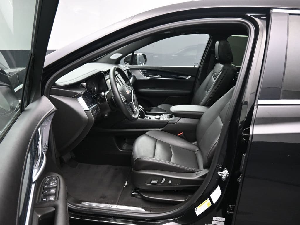 2025 Cadillac XT5 Premium Luxury, photo 13 of 68