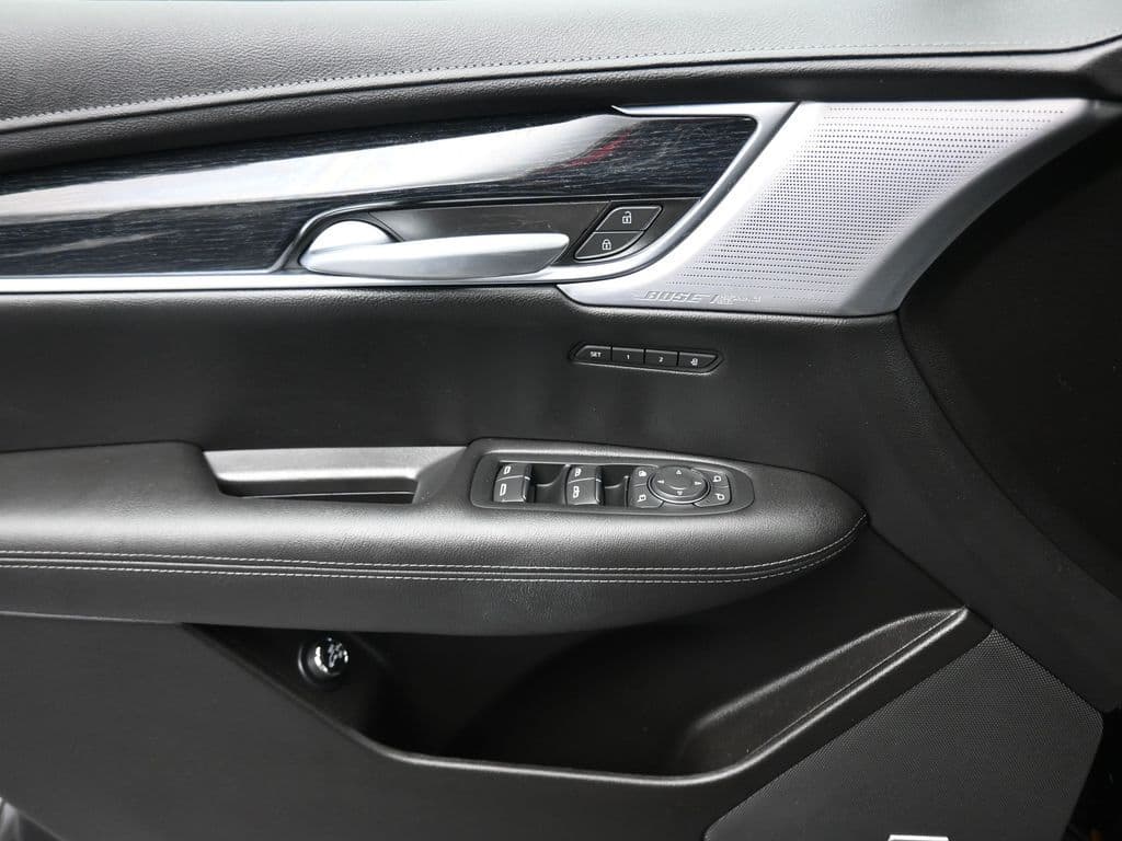 2025 Cadillac XT5 Premium Luxury, photo 10 of 68