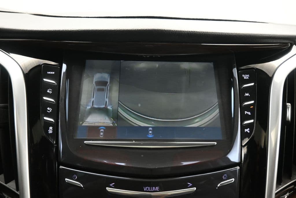 2020 Cadillac Escalade Luxury, photo 21 of 74
