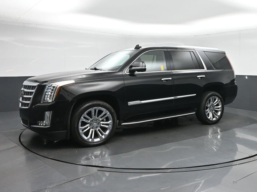 2020 Cadillac Escalade Luxury, photo 3 of 74