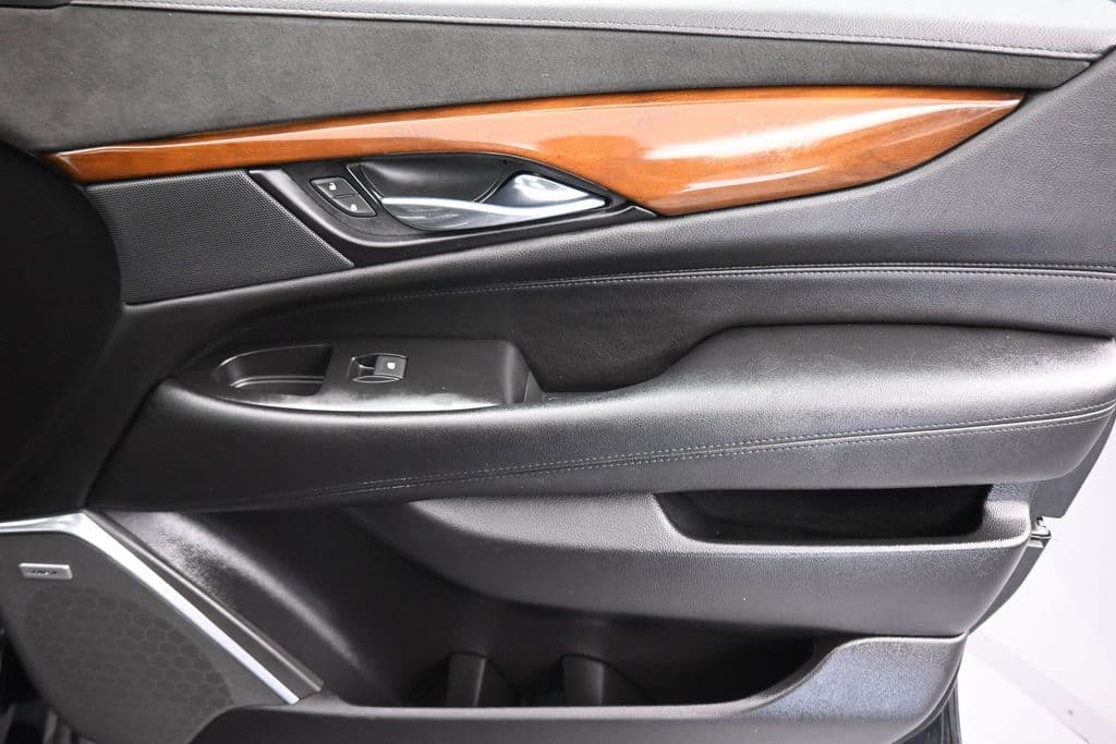 2020 Cadillac Escalade Luxury, photo 53 of 74