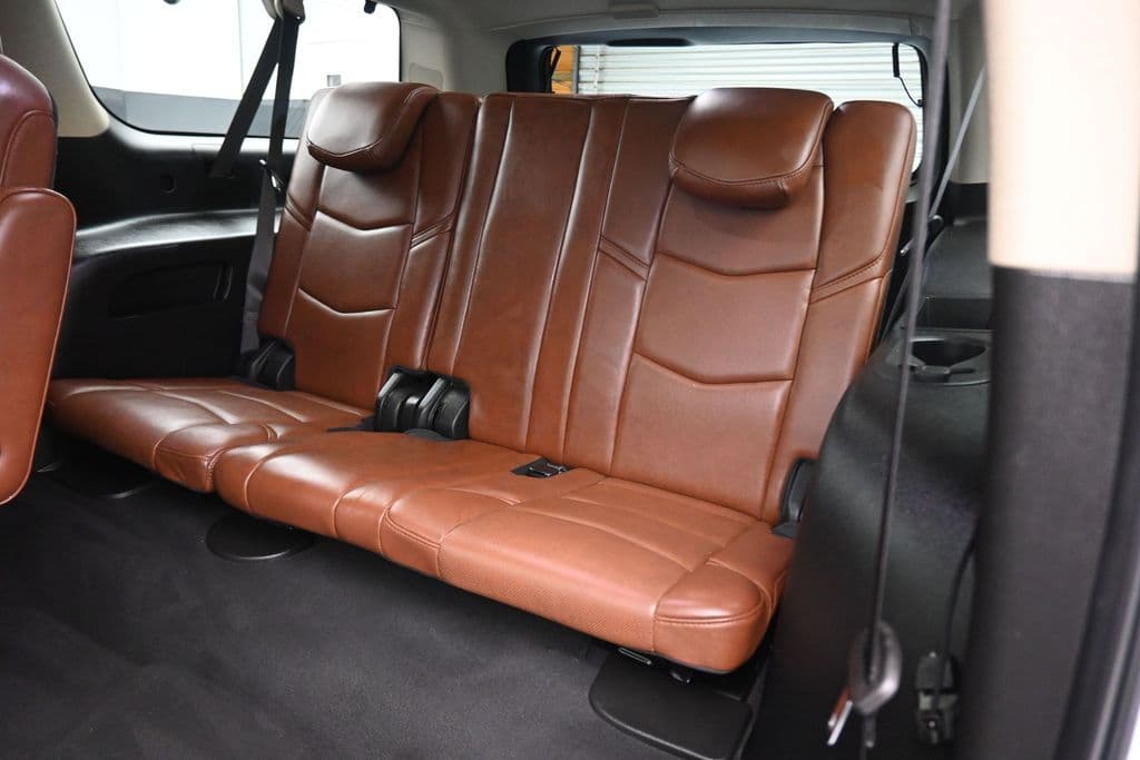 2019 Cadillac Escalade ESV Luxury, photo 37 of 73