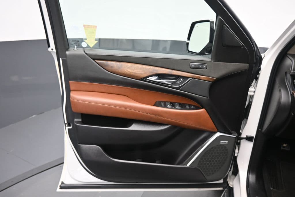 2019 Cadillac Escalade ESV Luxury, photo 9 of 73