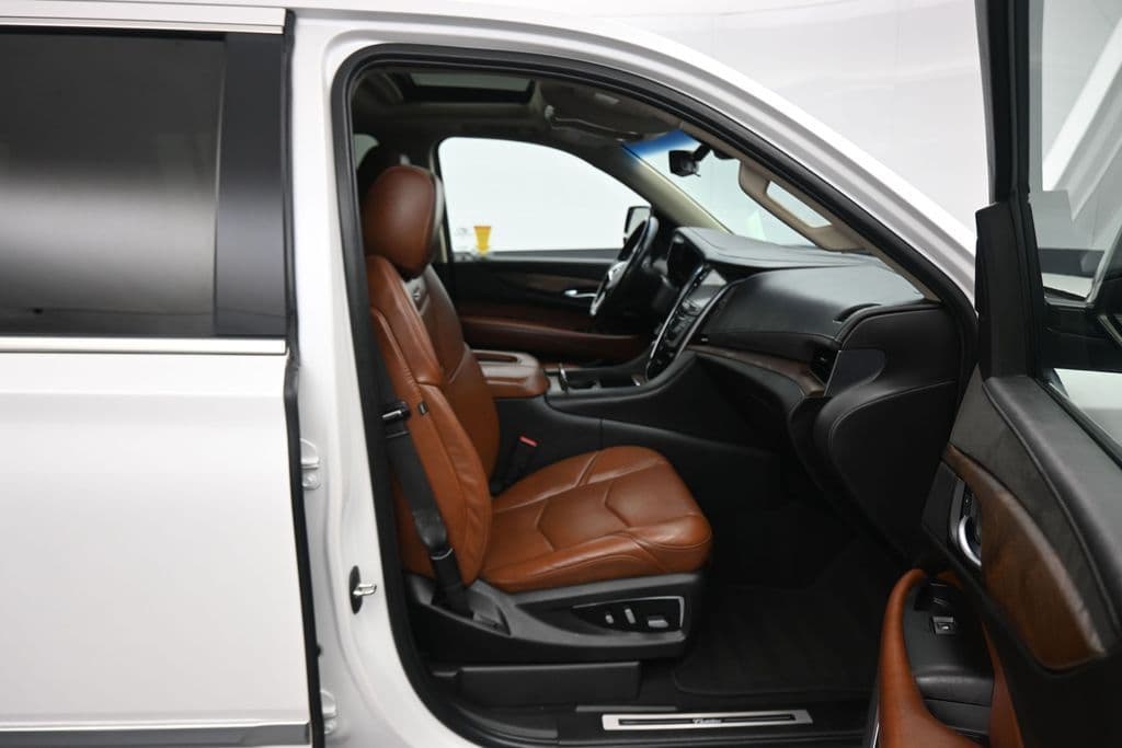 2019 Cadillac Escalade ESV Luxury, photo 53 of 73