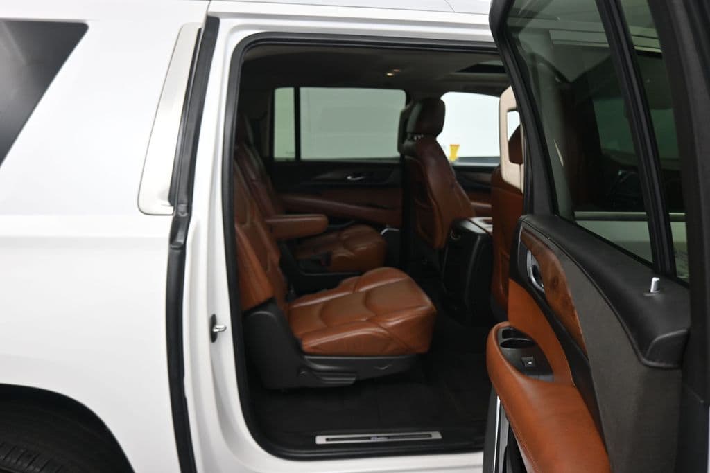 2019 Cadillac Escalade ESV Luxury, photo 44 of 73