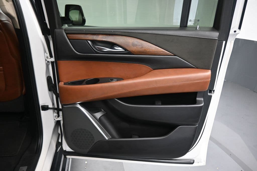 2019 Cadillac Escalade ESV Luxury, photo 42 of 73