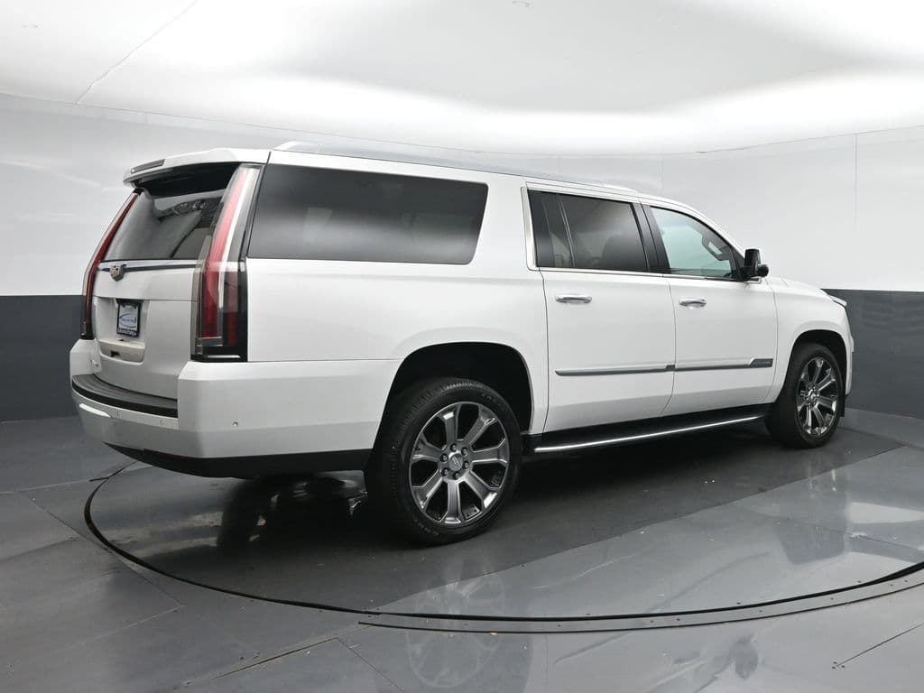 2019 Cadillac Escalade ESV Luxury, photo 7 of 73