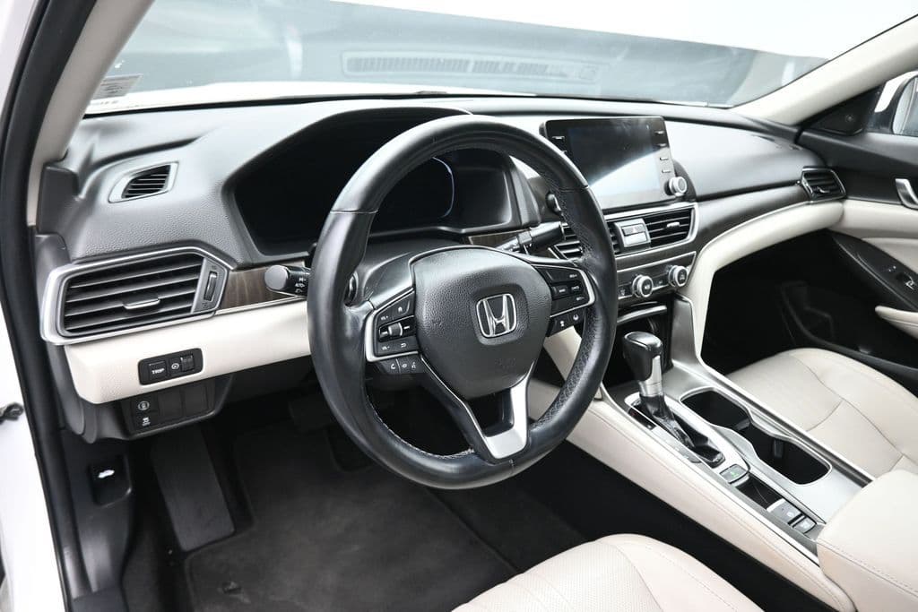 2018 Honda Accord EX-L, photo 14 of 64