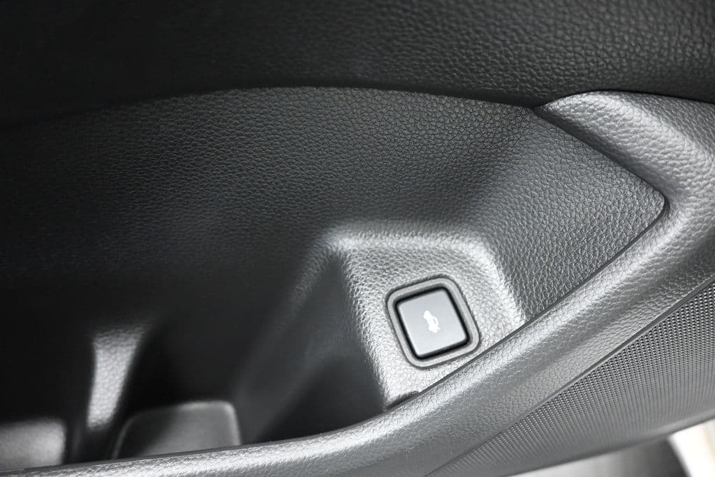 2018 Honda Accord EX-L, photo 11 of 64