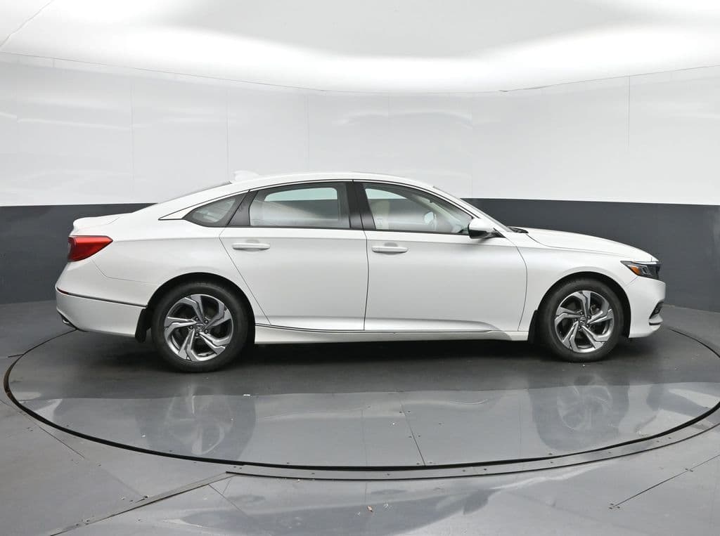 2018 Honda Accord EX-L, photo 8 of 64