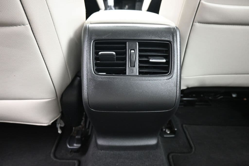2018 Honda Accord EX-L, photo 37 of 64