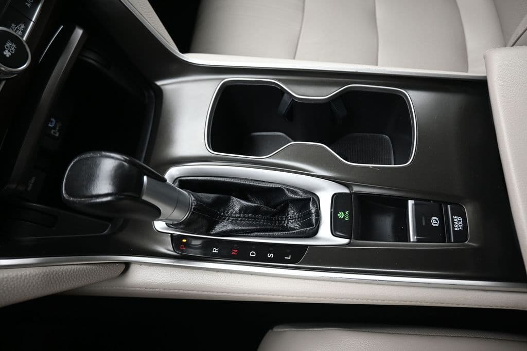 2018 Honda Accord EX-L, photo 26 of 64