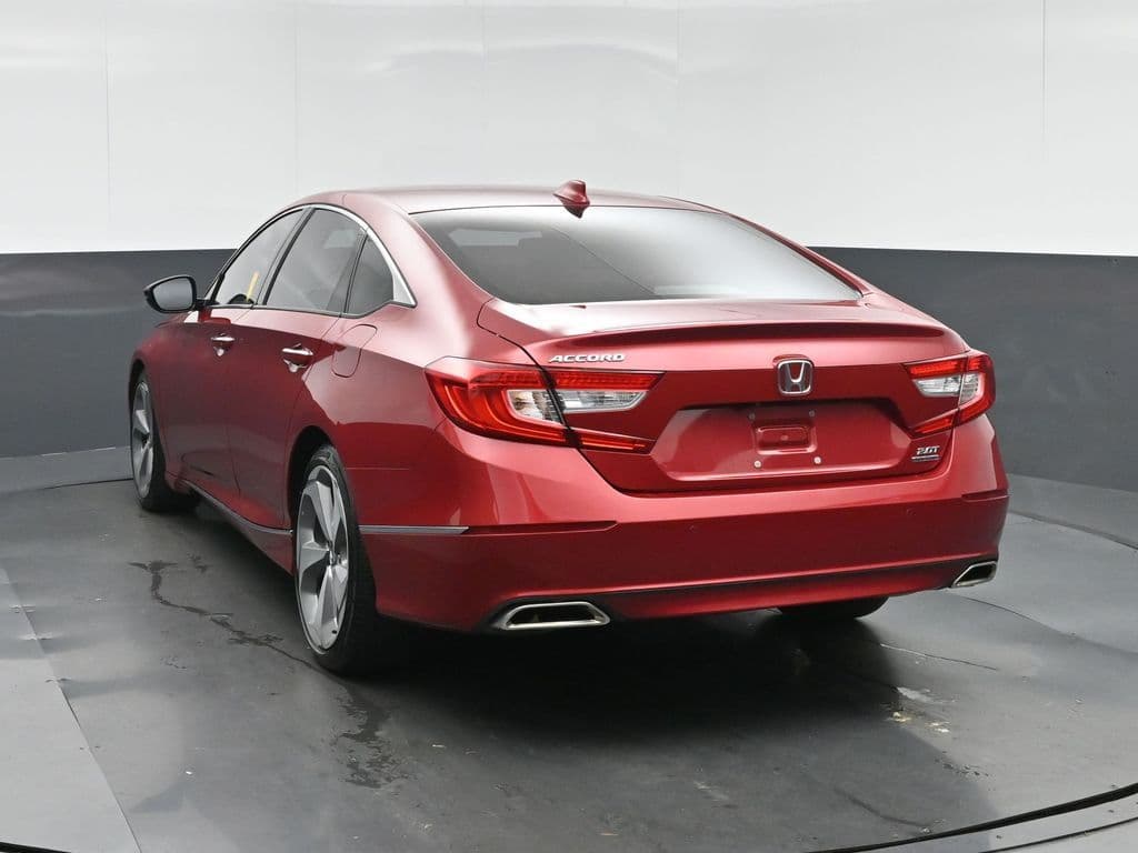 2018 Honda Accord Touring 2.0T, photo 5 of 64